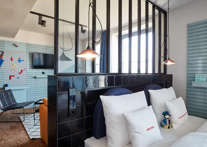 Hotel 25hours Tour