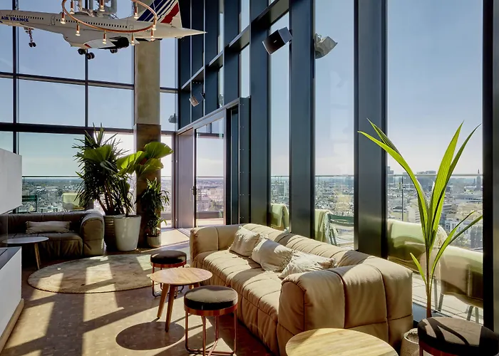 25hours Tour Hotell 4*