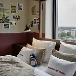 25hours Tour Hotell