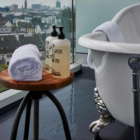 25هاورز داس تور فندق 4*