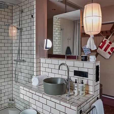 25هاورز داس تور 4* دوسلدورف