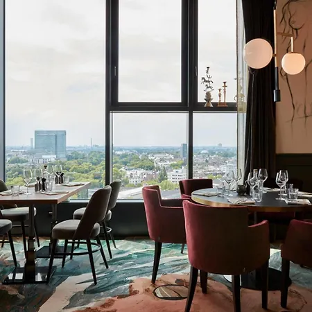 Szálloda 25hours Tour Düsseldorf