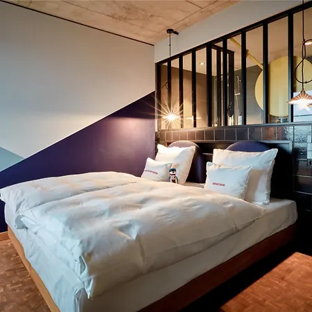 25hours Tour 4* Düsseldorf