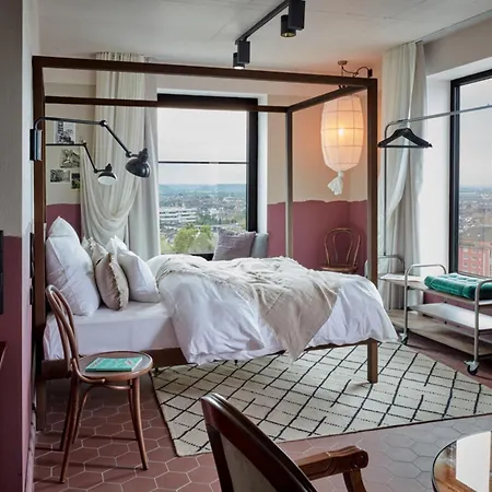 25hours Tour 4* Düsseldorf