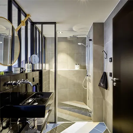 Hotel 25hours Tour Düsseldorf