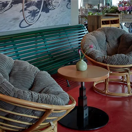 25hours Tour Hotel 4*