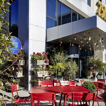 25hours Tour Hotel Dusseldorf