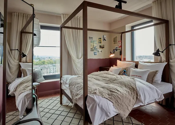 25hours Tour Hotel Dusseldorf