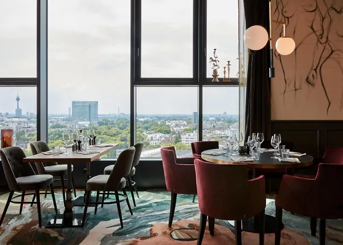 Hotel 25hours Tour Düsseldorf