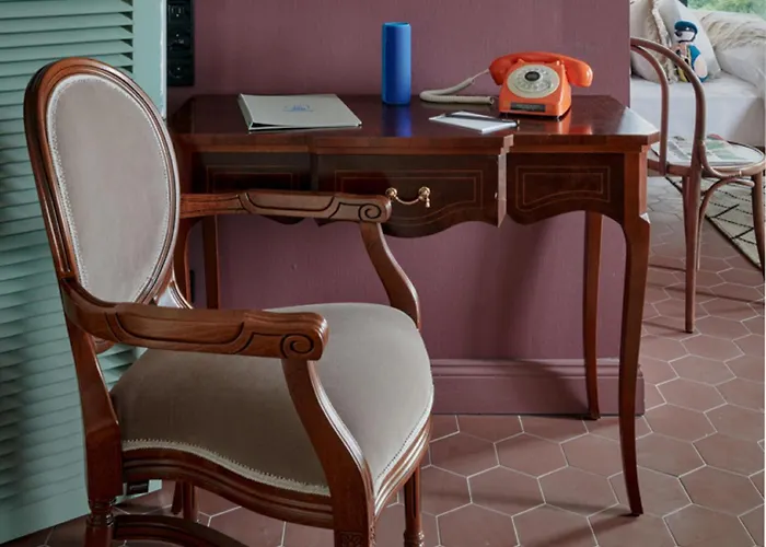 25hours Tour ホテル 4*