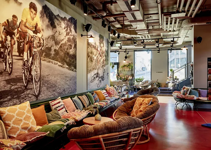 25hours Tour ホテル デュッセルドルフ